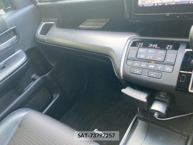 Honda STEP WGN 2021-03 8102052-12