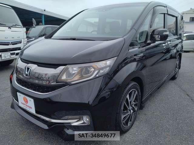 Honda STEP WGN 2017-07 8102056-0