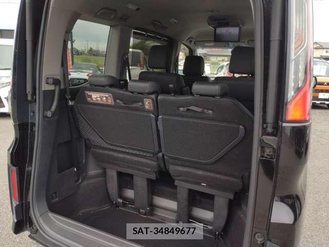 Honda STEP WGN 2017-07 8102056-16