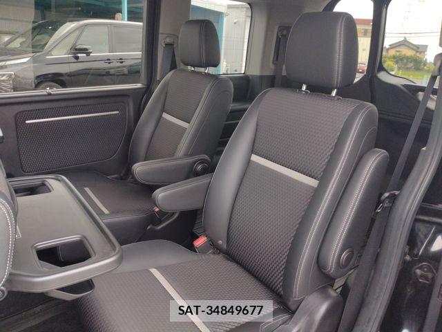 Honda STEP WGN 2017-07 8102056-24