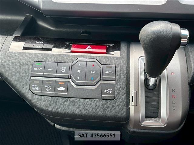 Honda STEP WGN 2010-06 8102068-25