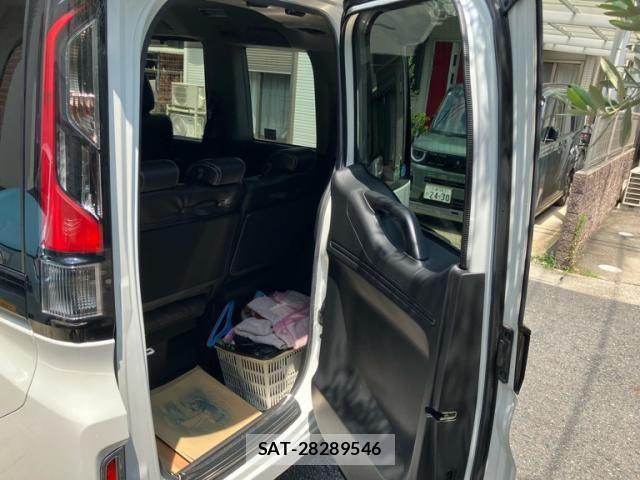 Honda STEP WGN 2017-01 8102055-10