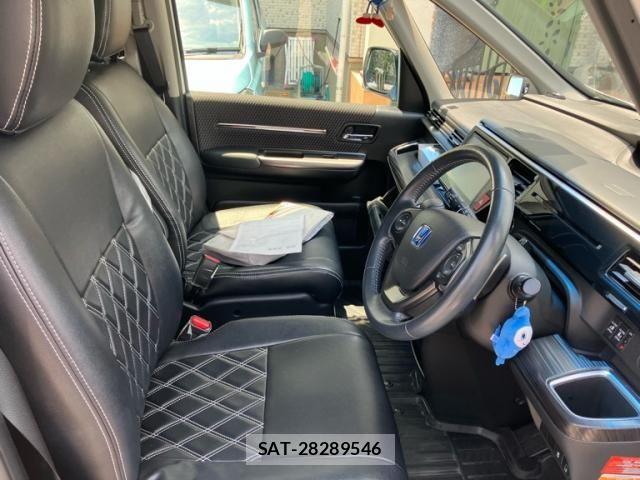 Honda STEP WGN 2017-01 8102055-13