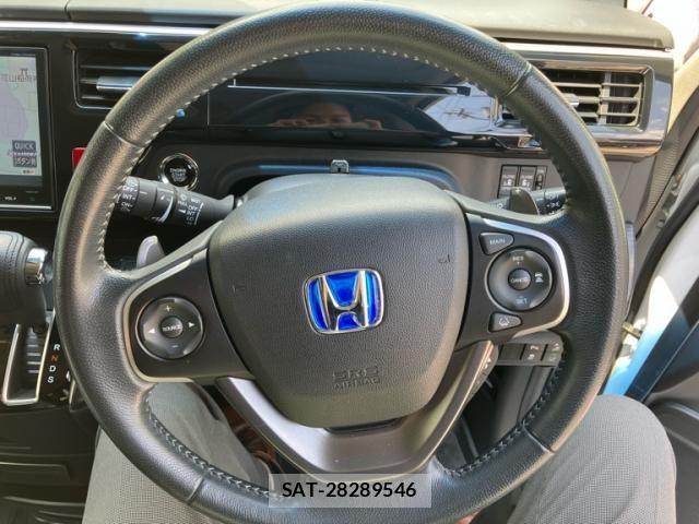 Honda STEP WGN 2017-01 8102055-14