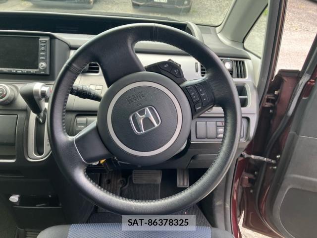 Honda STEP WGN 2007-11 8102078-17