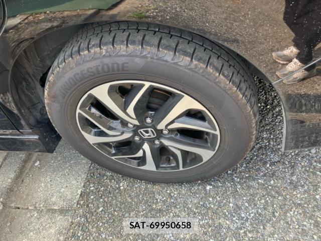Honda STEP WGN 2019-01 8102057-12