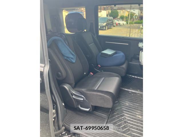 Honda STEP WGN 2019-01 8102057-13