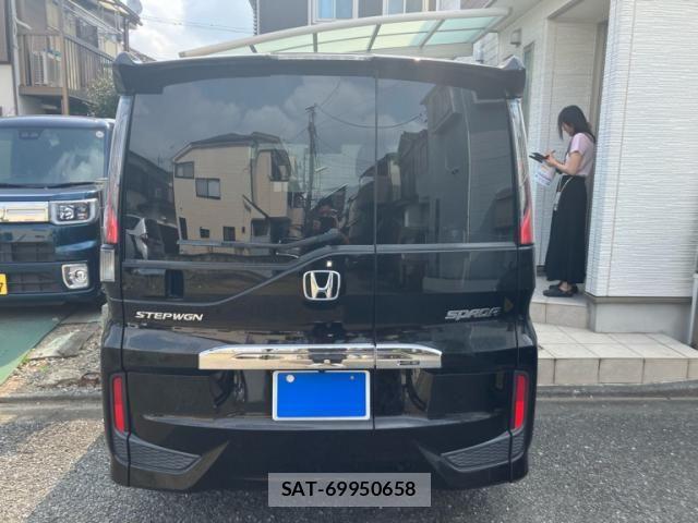 Honda STEP WGN 2019-01 8102057-2