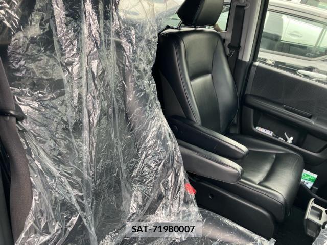 Honda STEP WGN 2012-03 8102071-19