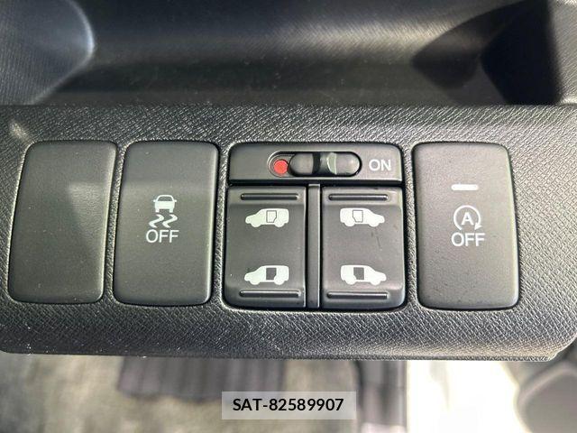 Honda STEP WGN 2014-02 8102063-4