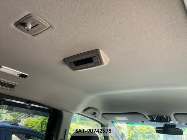 Honda STEP WGN 2020-08 8102054-13