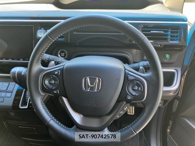 Honda STEP WGN 2020-08 8102054-15