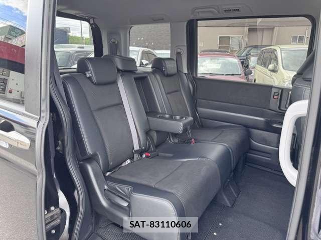 Honda STEP WGN 2013-06 8102066-21