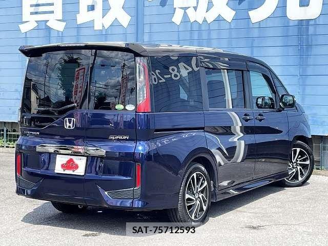 Honda STEP WGN 2018-12 8132512-2