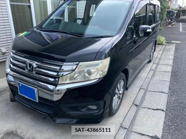 Honda STEP WGN 2013-06 8146767-2