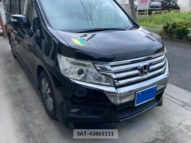 Honda STEP WGN 2013-06 8146767-3