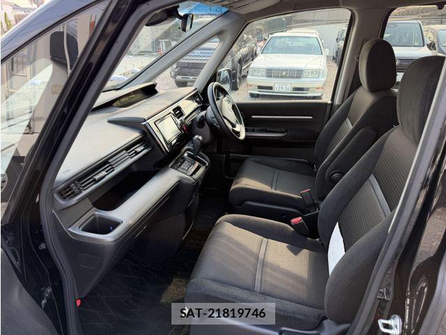 Honda STEP WGN 2018-06 8159280-18