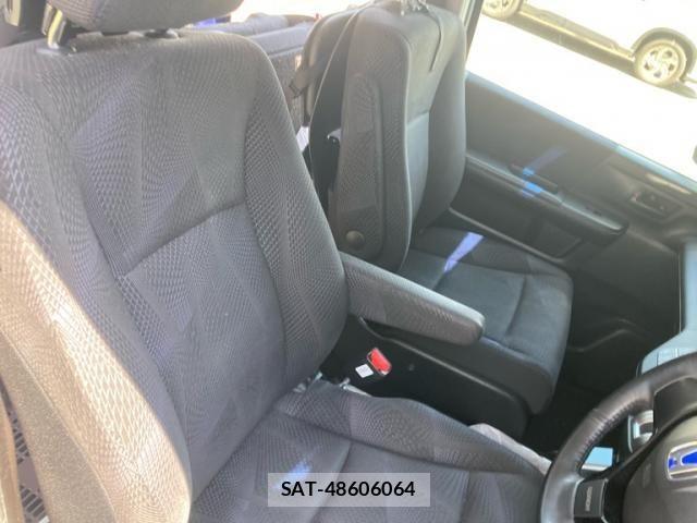 Honda STEP WGN 2011-01 8210440-10