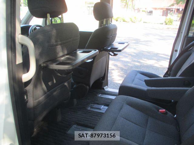 Honda STEP WGN 2023-07 8210416-12