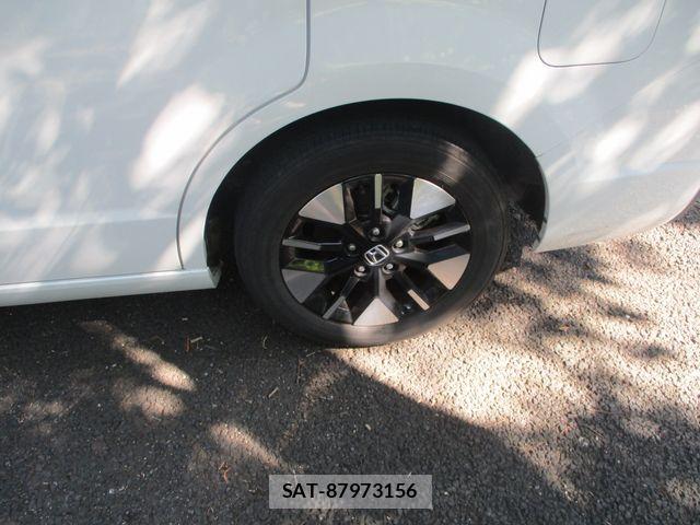 Honda STEP WGN 2023-07 8210416-21