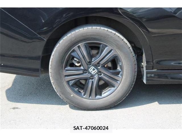 Honda STEP WGN 2019-07 8210424-14