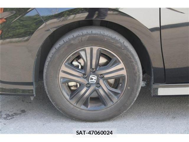 Honda STEP WGN 2019-07 8210424-16