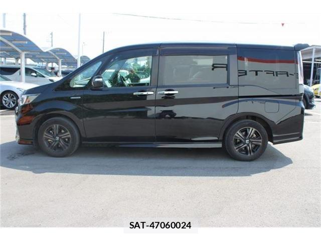 Honda STEP WGN 2019-07 8210424-8