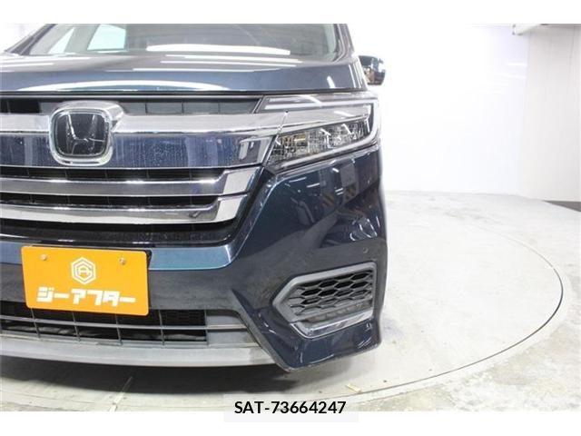 Honda STEP WGN 2021-01 8210421-13