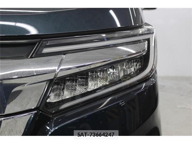 Honda STEP WGN 2021-01 8210421-14