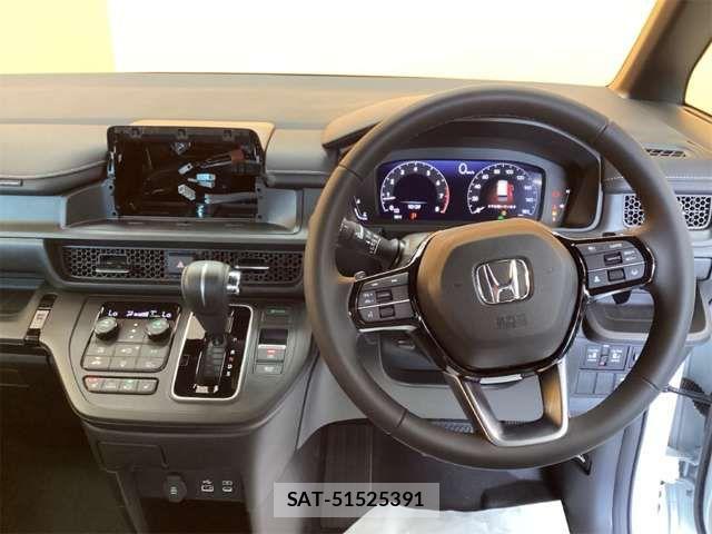Honda STEP WGN 2026-06 8210414-1