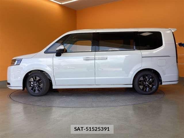 Honda STEP WGN 2026-06 8210414-7