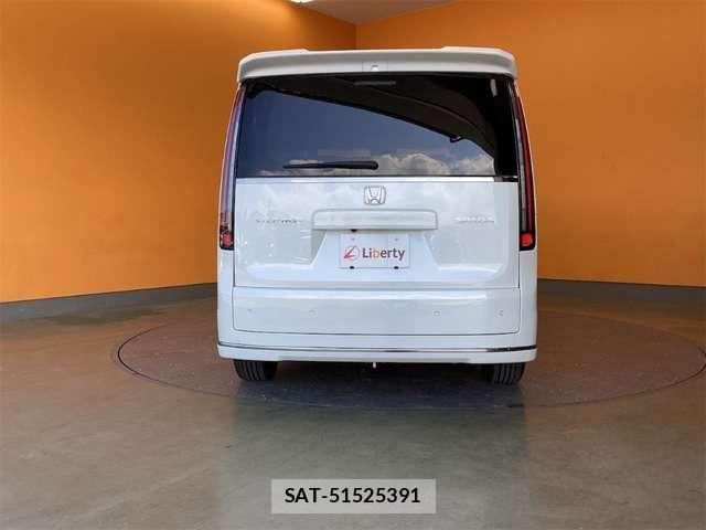 Honda STEP WGN 2026-06 8210414-8