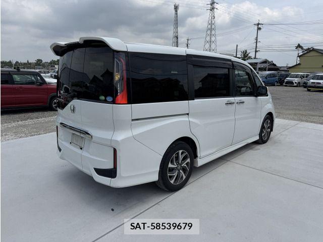 Honda STEP WGN 2015-06 8210422-1
