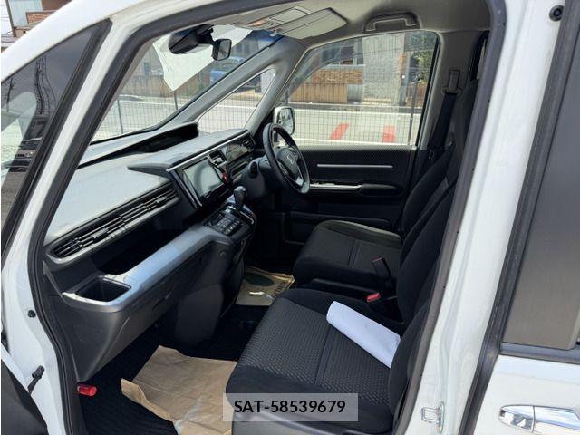 Honda STEP WGN 2015-06 8210422-19