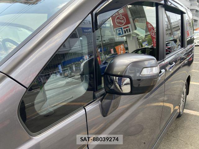 Honda STEP WGN 2014-01 8210430-28
