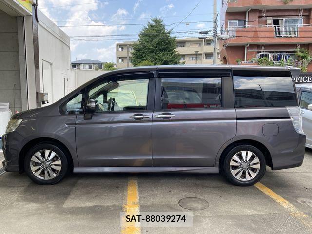 Honda STEP WGN 2014-01 8210430-6