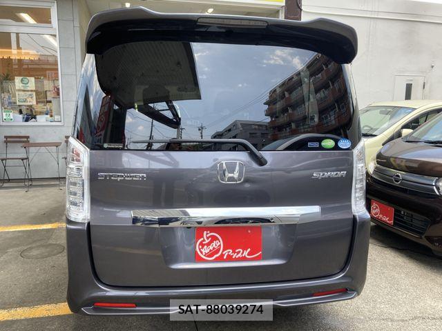 Honda STEP WGN 2014-01 8210430-7