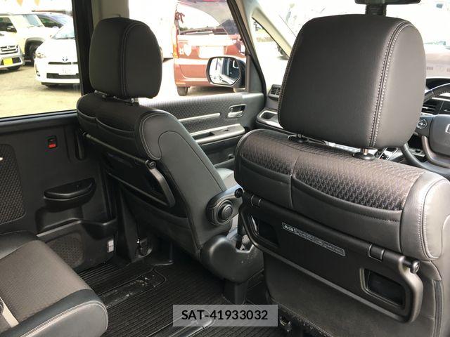 Honda STEP WGN 2015-11 8210425-23