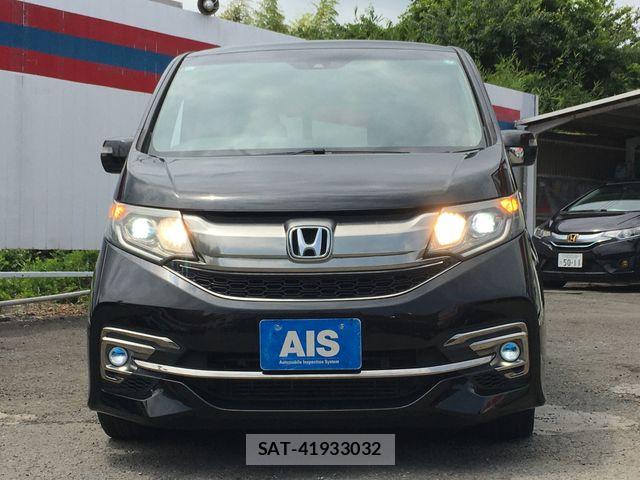 Honda STEP WGN 2015-11 8210425-3