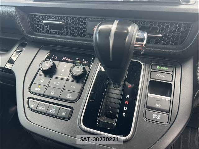 Honda STEP WGN 2023-10 8210409-20