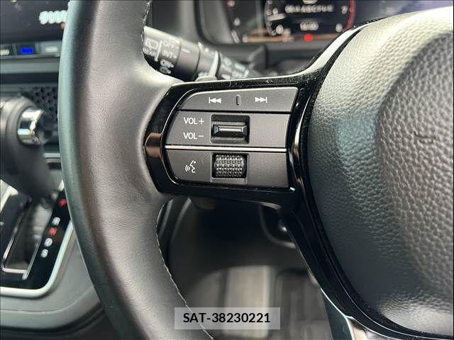 Honda STEP WGN 2023-10 8210409-22