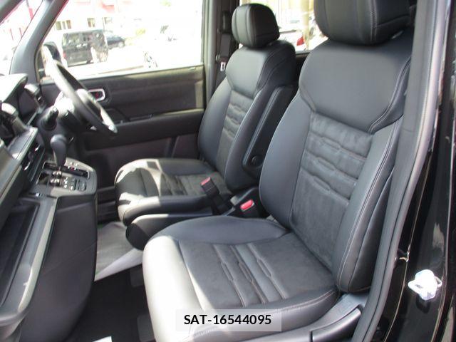 Honda STEP WGN 2026-03 8210415-12