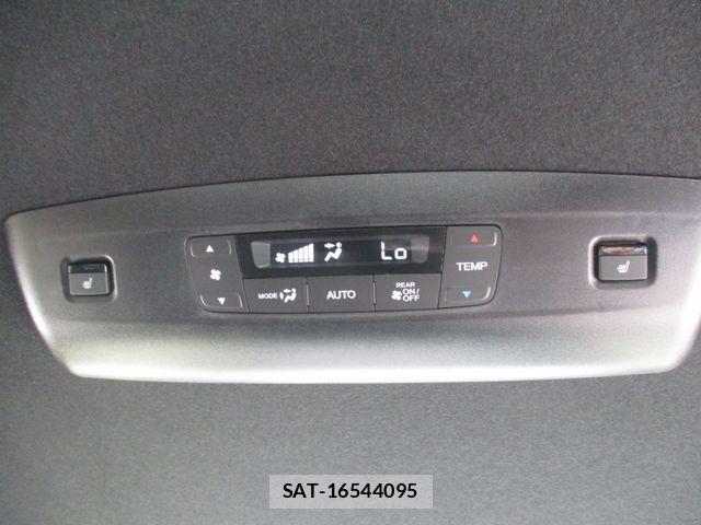 Honda STEP WGN 2026-03 8210415-14