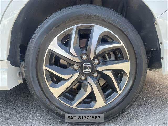 Honda STEP WGN 2018-03 8210418-16
