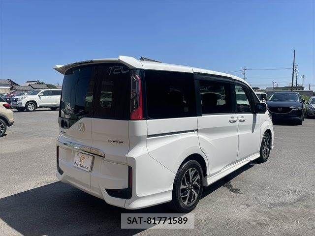 Honda STEP WGN 2018-03 8210418-20