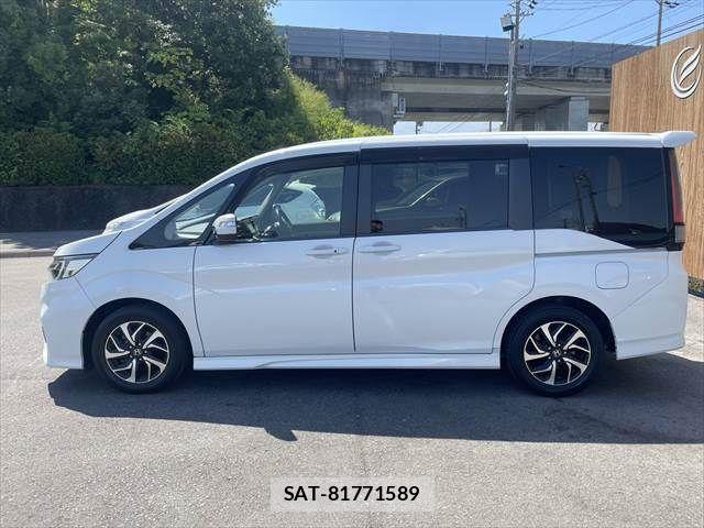 Honda STEP WGN 2018-03 8210418-23