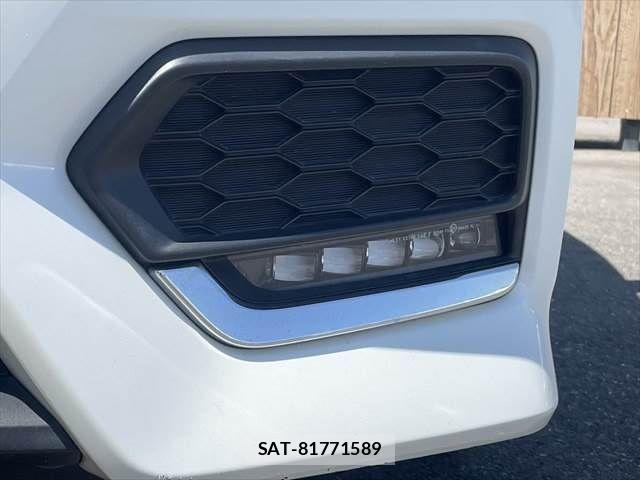 Honda STEP WGN 2018-03 8210418-27