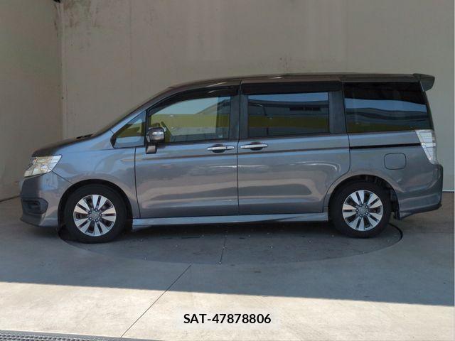 Honda STEP WGN 2013-12 8210433-20