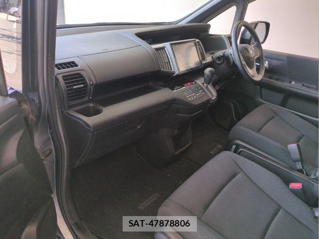 Honda STEP WGN 2013-12 8210433-2