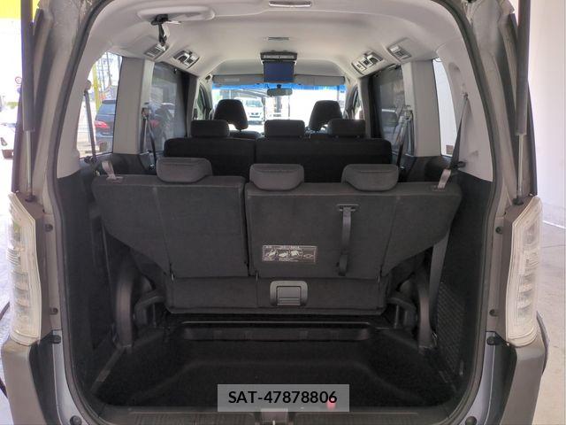 Honda STEP WGN 2013-12 8210433-6